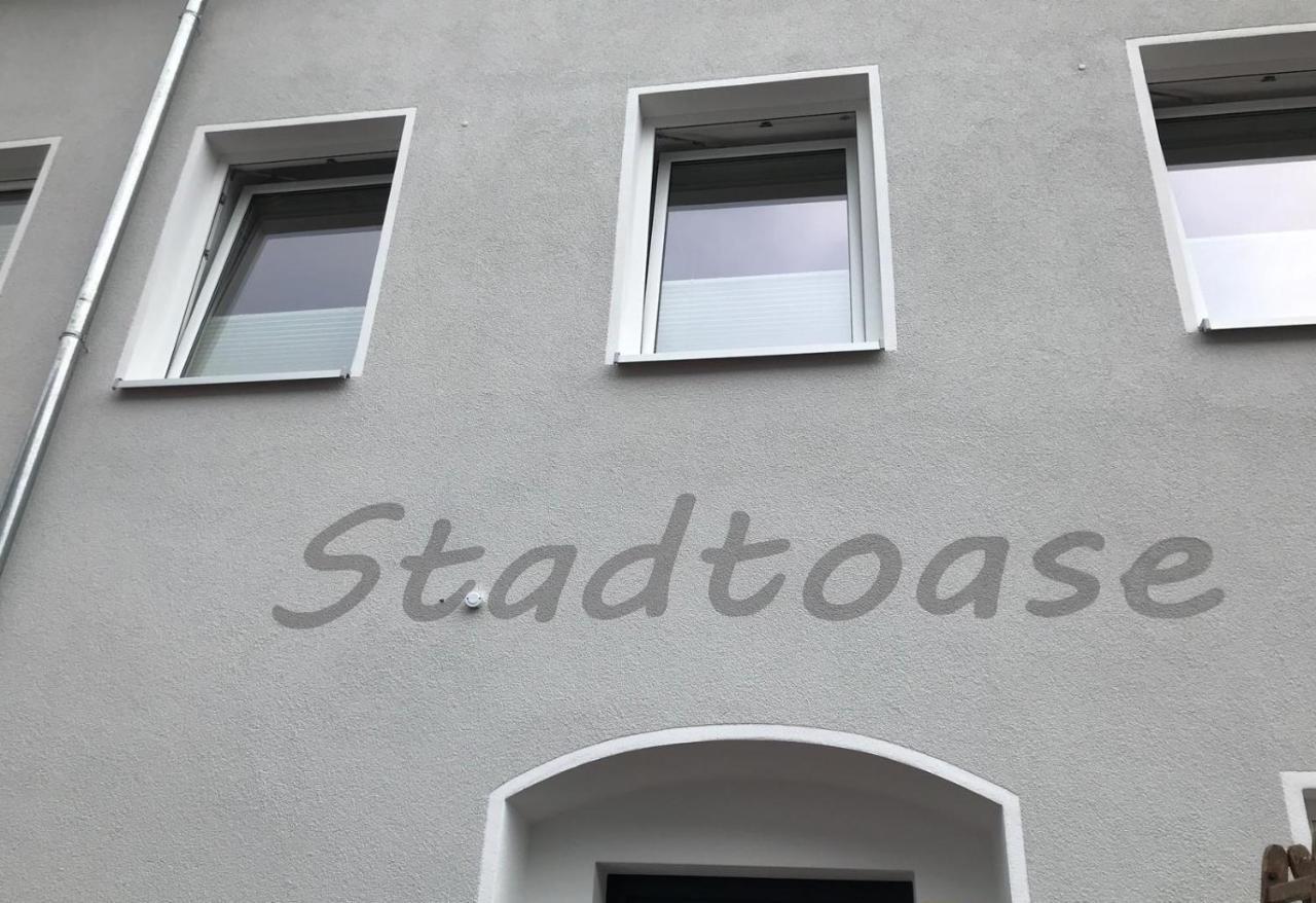 Stadtoase Geraeumige Gaestewohnungen Mit Balkon, Komfort, Modernitaet Und Ruhe, Fuer Monteure Geeignet, Free Wifi 프랑켄베르크작센 외부 사진