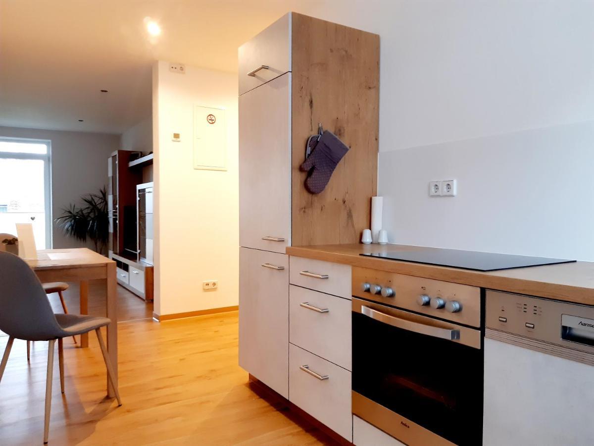 Stadtoase Geraeumige Gaestewohnungen Mit Balkon, Komfort, Modernitaet Und Ruhe, Fuer Monteure Geeignet, Free Wifi 프랑켄베르크작센 외부 사진