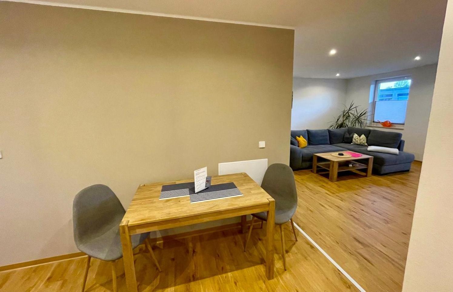 Stadtoase Geraeumige Gaestewohnungen Mit Balkon, Komfort, Modernitaet Und Ruhe, Fuer Monteure Geeignet, Free Wifi 프랑켄베르크작센 외부 사진